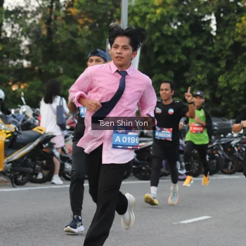 Runner Photo 3821266
