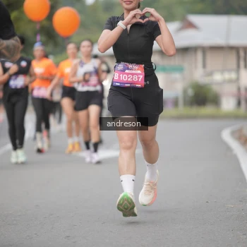 Runner Photo 3821329