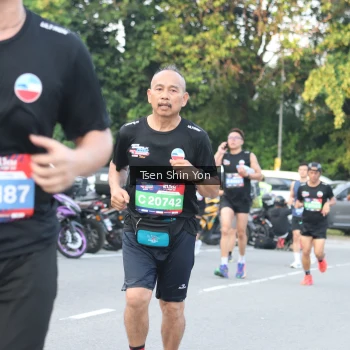 Runner Photo 3821360