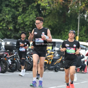 Runner Photo 3821371