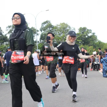 Runner Photo 3821471