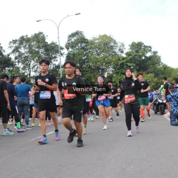 Runner Photo 3821518