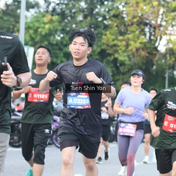 Runner Photo 3821542