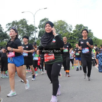 Runner Photo 3821579