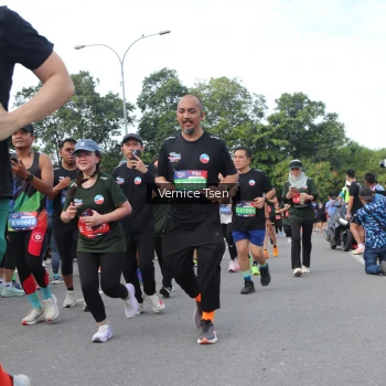 Runner Photo 3821603