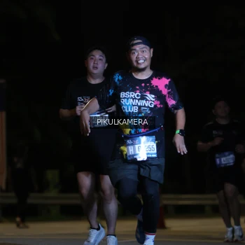 Runner Photo 3821674