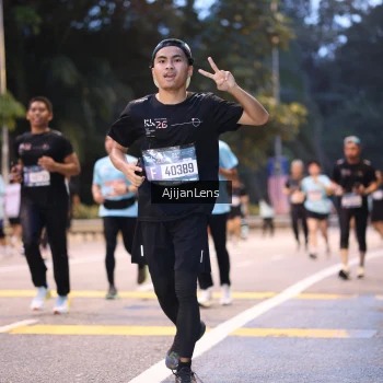 Runner Photo 3821676