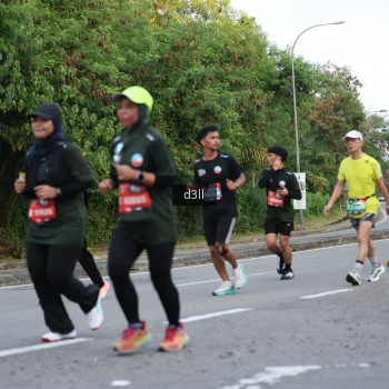 Runner Photo 3821687