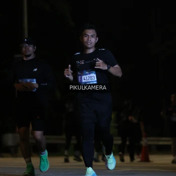 Runner Photo 3821764