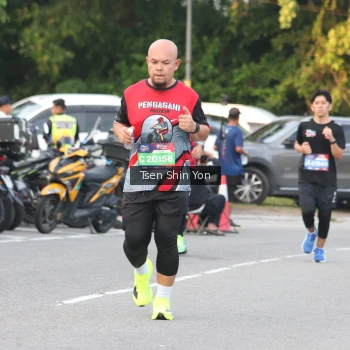 Runner Photo 3821787
