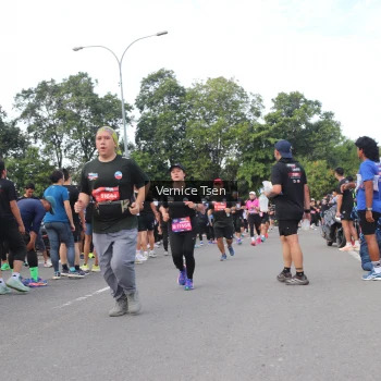 Runner Photo 3821789