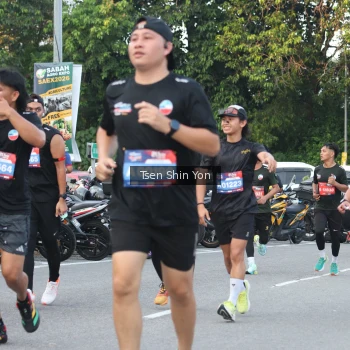 Runner Photo 3822016
