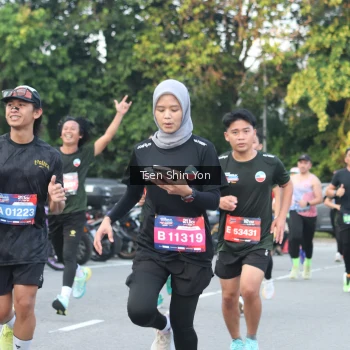 Runner Photo 3822111