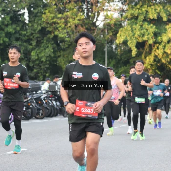 Runner Photo 3822180