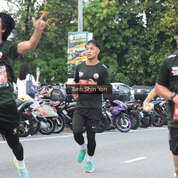 Runner Photo 3822211