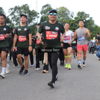 Runner Photo 3822253