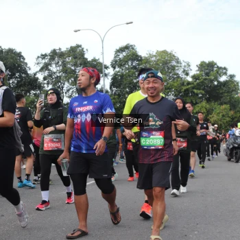 Runner Photo 3822409