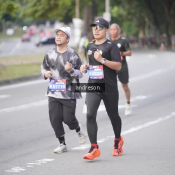 Runner Photo 3822427