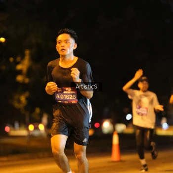 Runner Photo 3822445