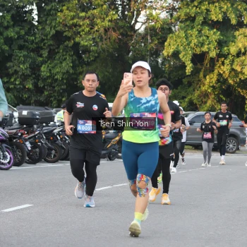 Runner Photo 3822449