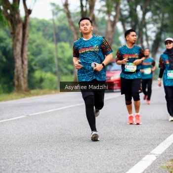 Runner Photo 3822512