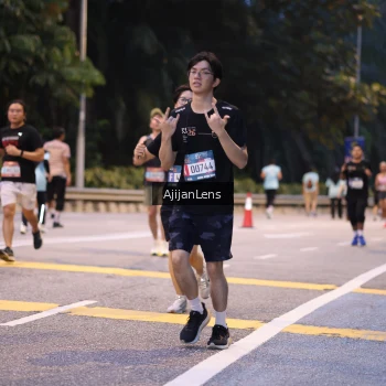 Runner Photo 3822543