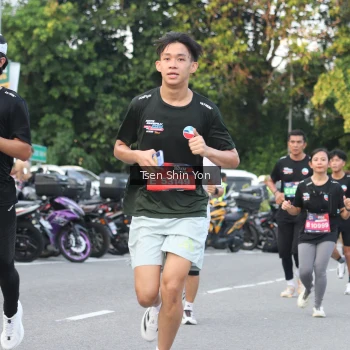 Runner Photo 3822611