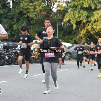 Runner Photo 3822628