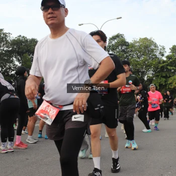 Runner Photo 3822648
