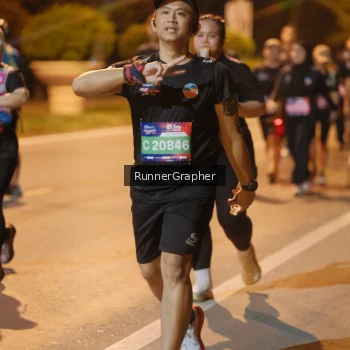 Runner Photo 3822665