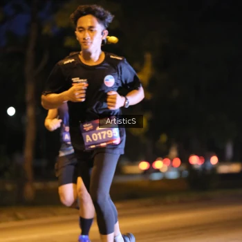 Runner Photo 3822704