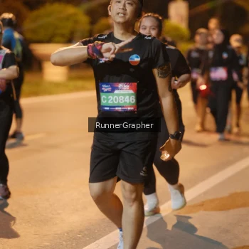 Runner Photo 3822759
