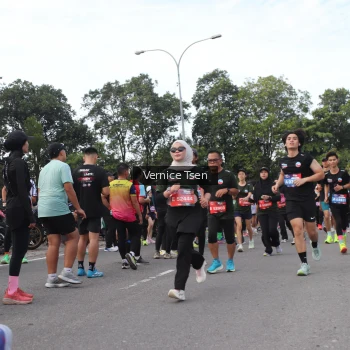 Runner Photo 3822787