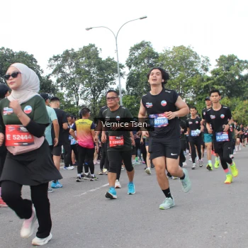 Runner Photo 3822819