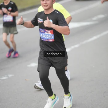 Runner Photo 3822856