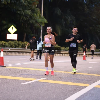 Runner Photo 3822995