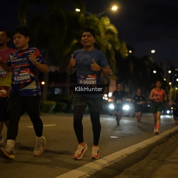 Runner Photo 3823000
