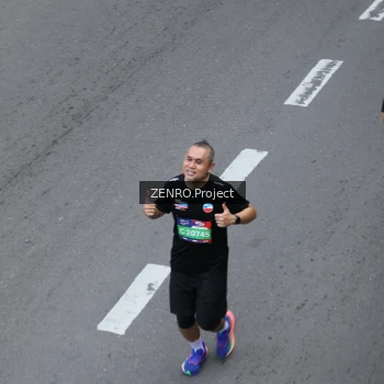 Runner Photo 3823005