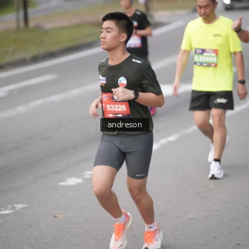 Runner Photo 3823017