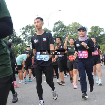 Runner Photo 3823070