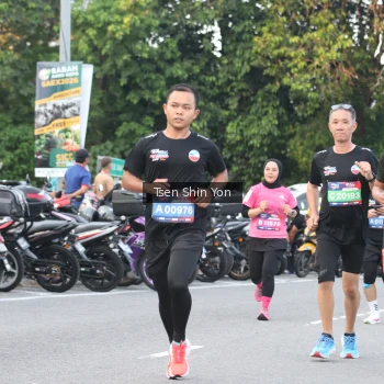 Runner Photo 3823117