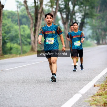 Runner Photo 3823128