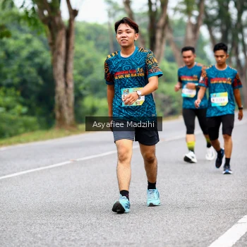 Runner Photo 3823132