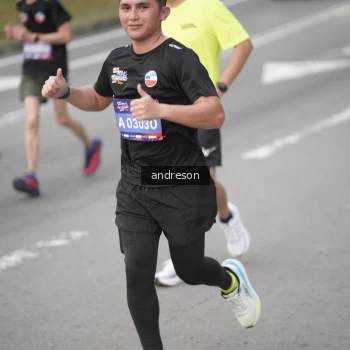 Runner Photo 3823148