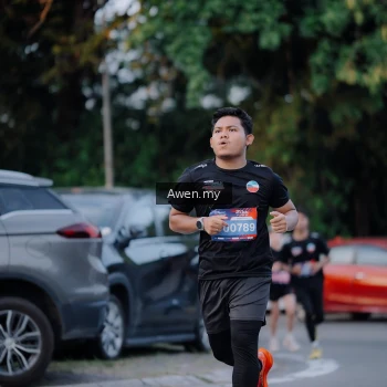 Runner Photo 3823155