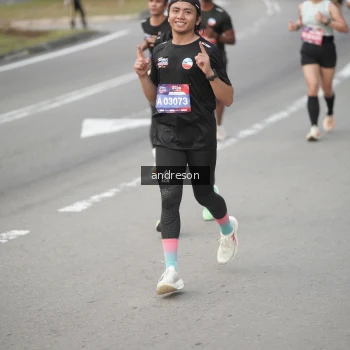 Runner Photo 3823158