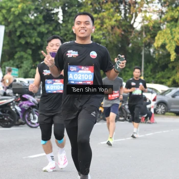 Runner Photo 3823208