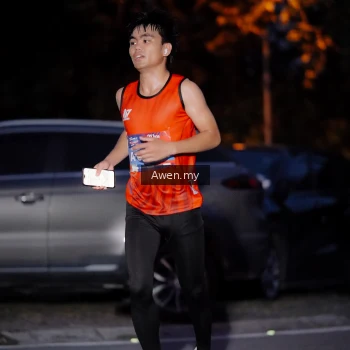 Runner Photo 3823225
