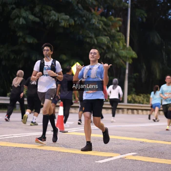 Runner Photo 3823273