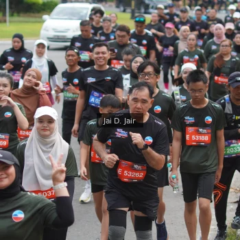 Runner Photo 3823347